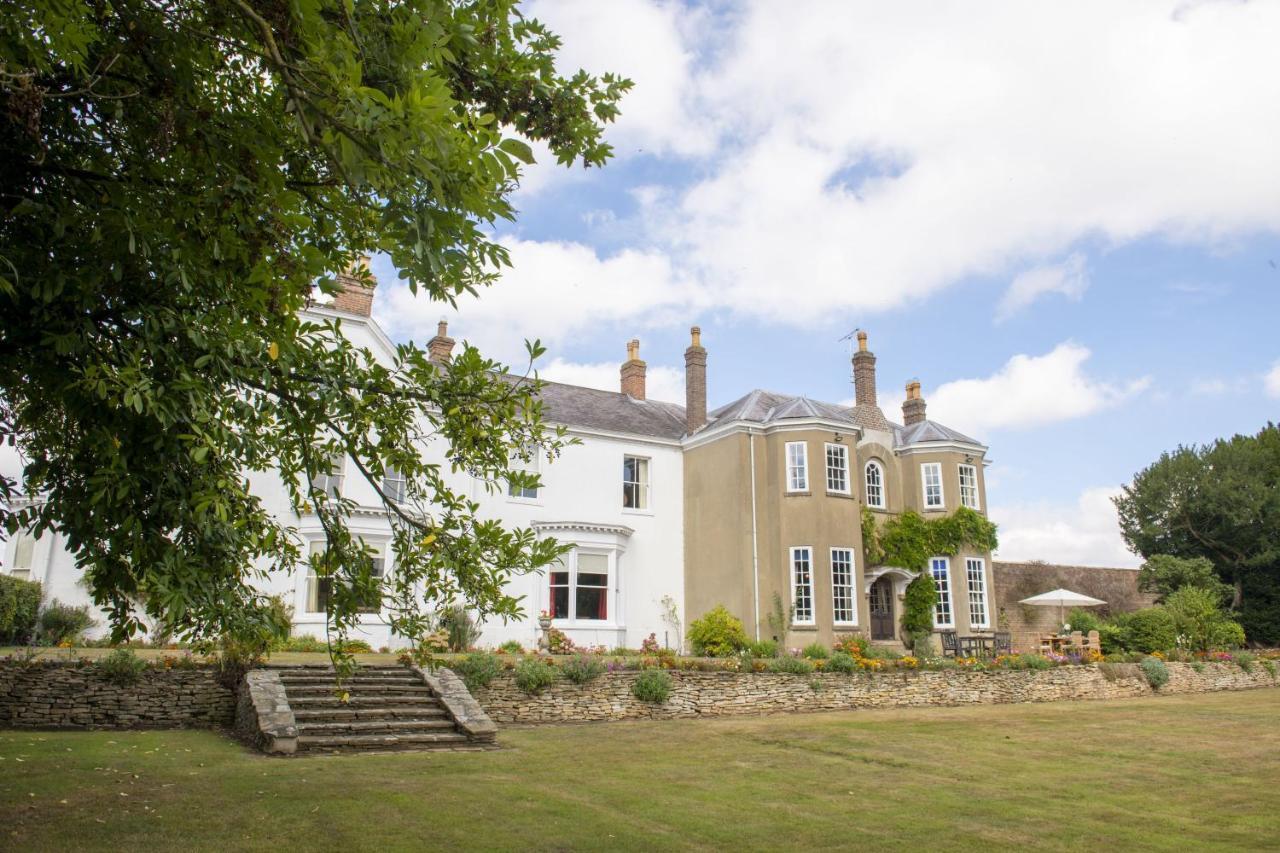 Upper Helmsley Hall York Exterior photo